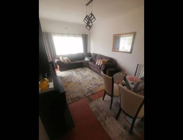 3 BEDROOM TOWNHOUSE FOR SALE IN BOKSBURG SOUTH